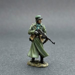 SS199C SS soldier standing ready #2
